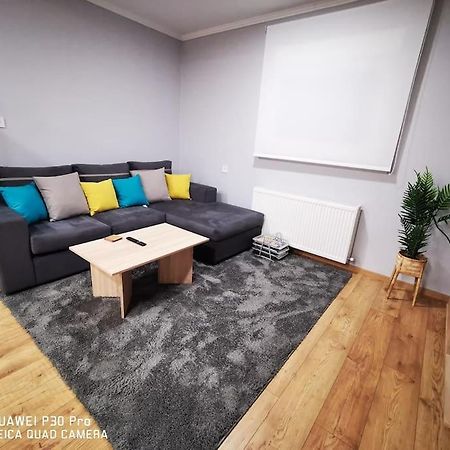 Θα Νιώθετε Σαν Στο Σπίτι Σας! Apartment Komotini Bagian luar foto