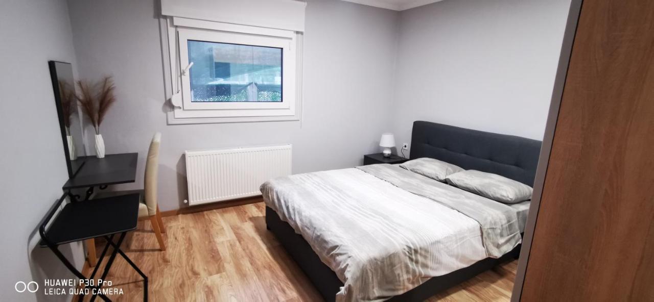 Θα Νιώθετε Σαν Στο Σπίτι Σας! Apartment Komotini Bagian luar foto